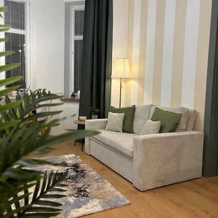 Apartament Pod Wieza 1 Walbrzych Ngoại thất bức ảnh