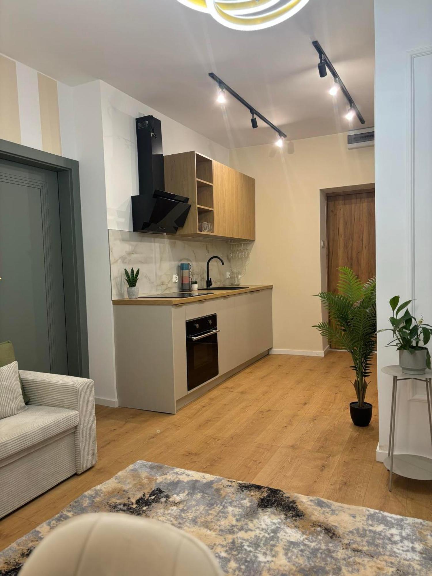 Apartament Pod Wieza 1 Walbrzych Ngoại thất bức ảnh