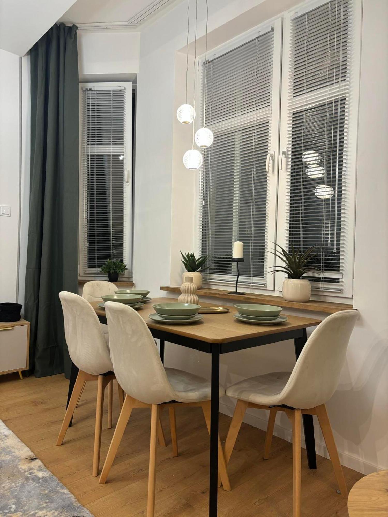 Apartament Pod Wieza 1 Walbrzych Ngoại thất bức ảnh